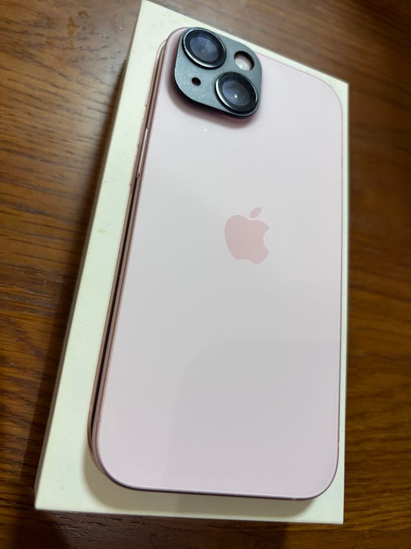 Apple iPhone 15 ピンク 本体　256GB