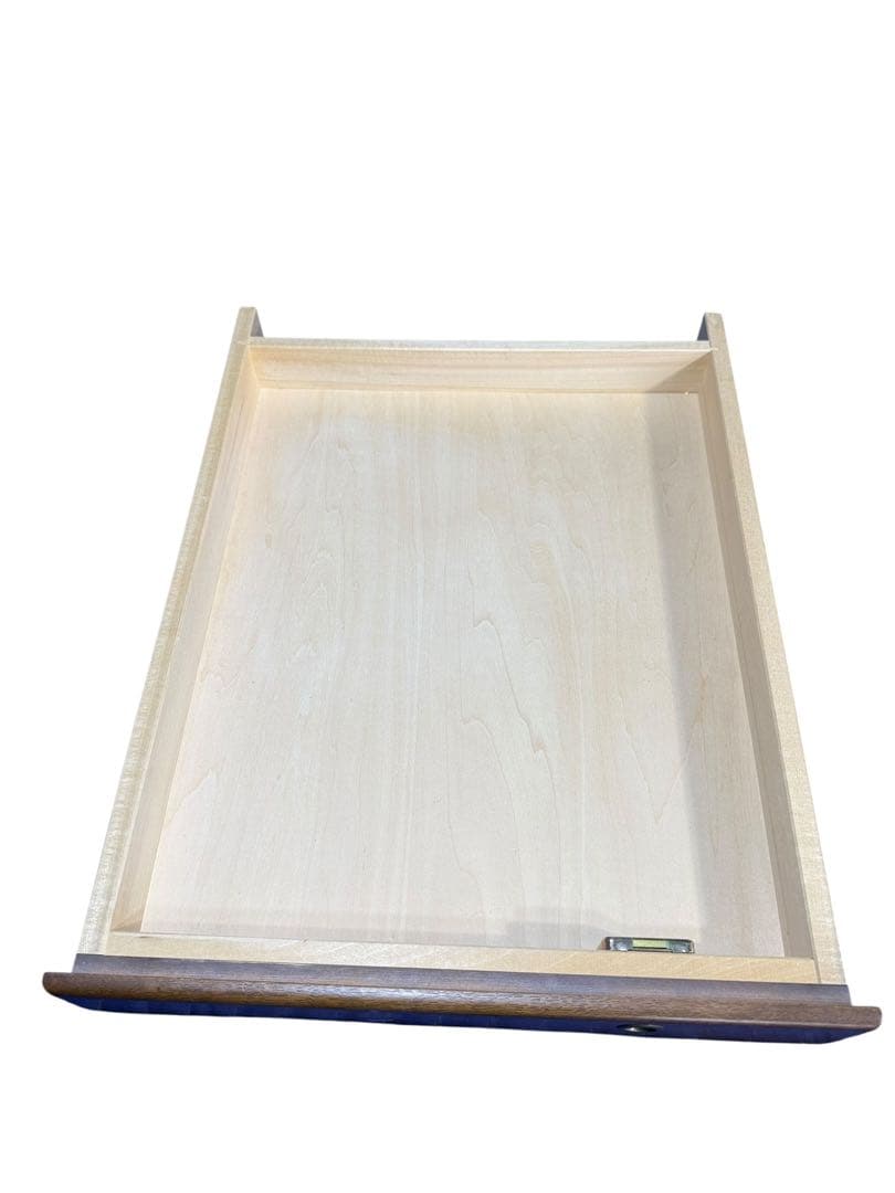 KZ058 カリモク　3段デスクワゴン　鍵付き　キャスター5輪