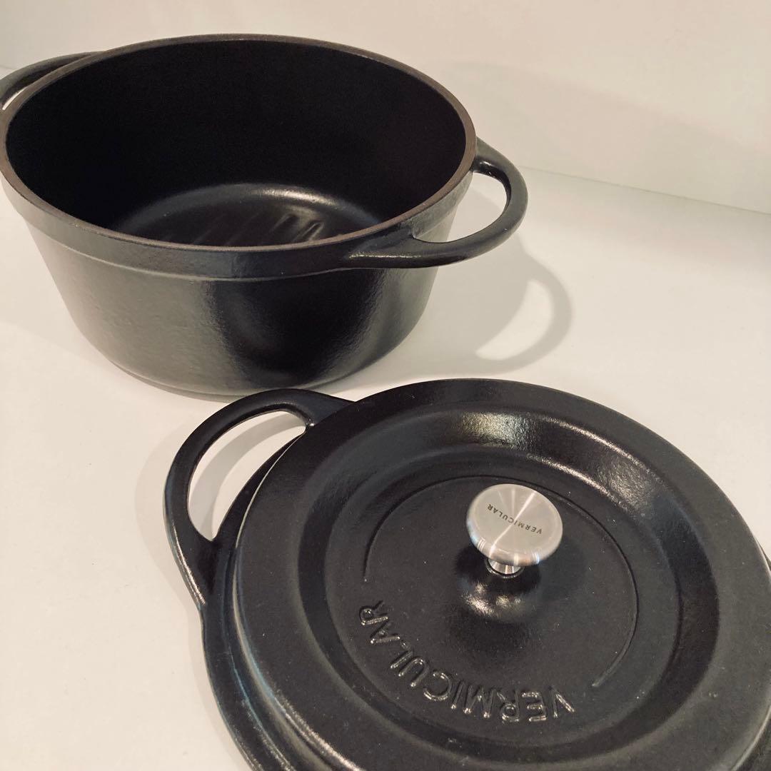 VERNACULAR バーミキュラ ホーロー鍋18cm レシピブック付き