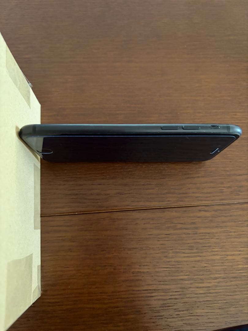 【動作良好】Apple iPhone 7 128G ブラック　SIMフリー本体