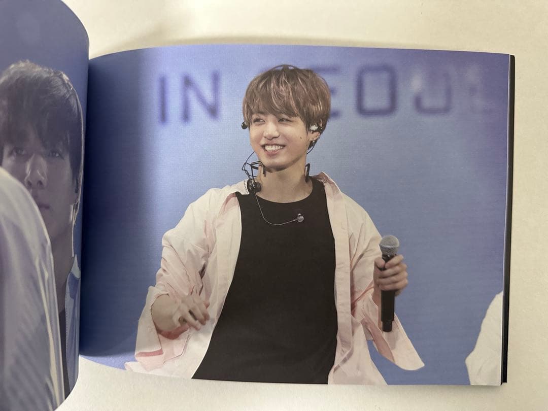 WINGS TOUR FINAL 公式 エッセイブック ジョングク グク JK