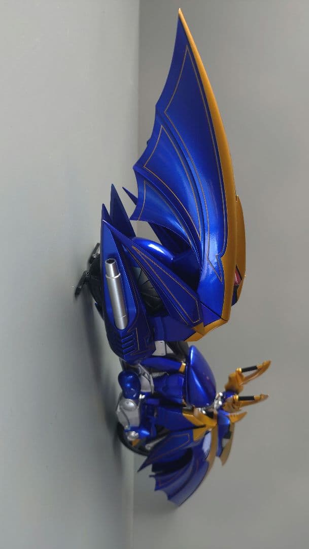 S.H.Figuarts 仮面ライダー ナイトサバイブ＆ダークレイダー セット