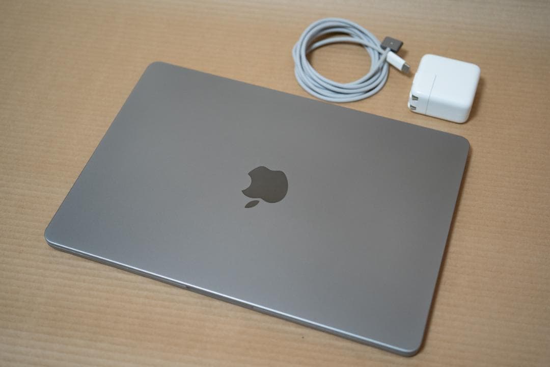【動作良好・一部注意】MacBook Air M2 13型 16GB/1TB