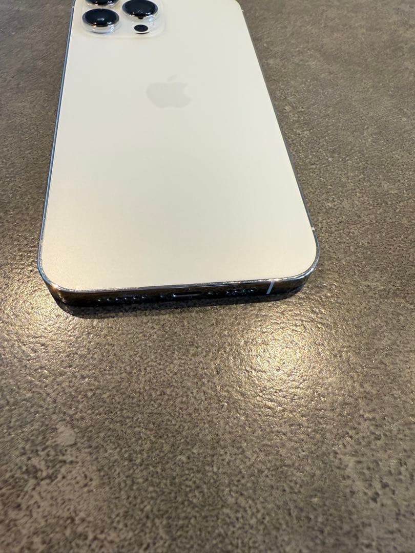 iPhone 13 pro maxホワイト 本体