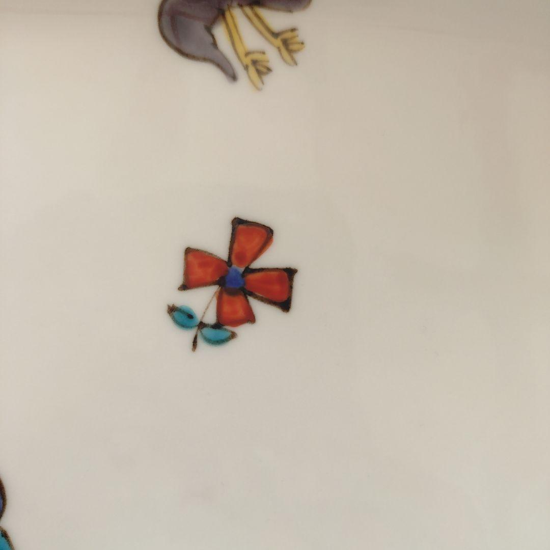 内村七生　小鳥花散らしパン皿 2枚と小カップ2個　プレゼント付きです