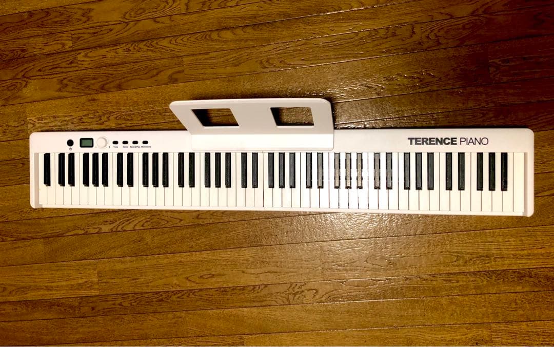 TERENCE PIANO 61鍵 ホワイトキーボード