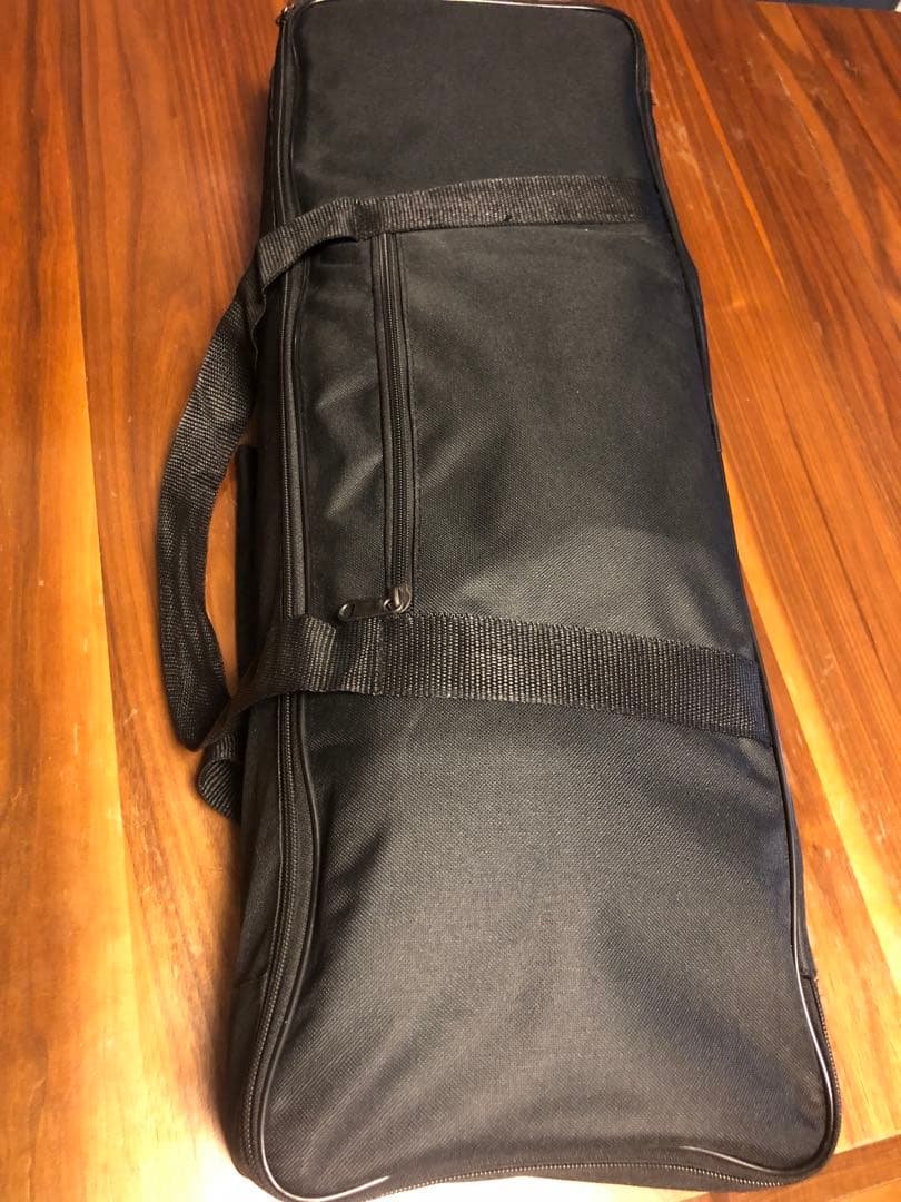 TERENCE PIANO 61鍵 ホワイトキーボード