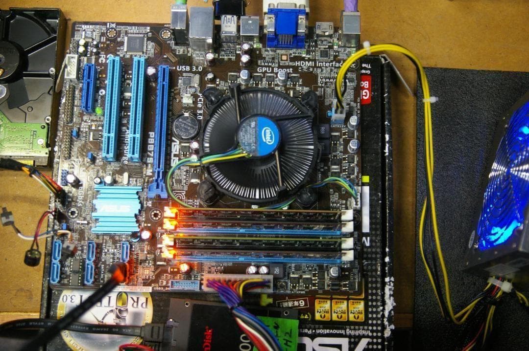 P8B75M +i7-2600+DDR3メモリー16GB+SSD120GB