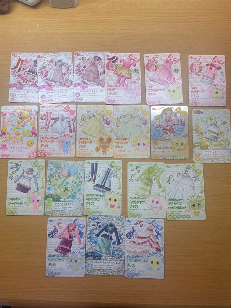 【詳細写真あり】プリキュアカード ＋その他 109枚セット スリーブ付 平成女児