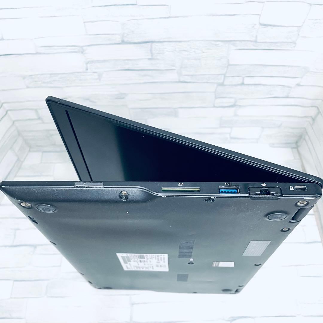 富士通 薄型軽量ノートPC 第8世代core i5 オフィス付 バッテリー良好