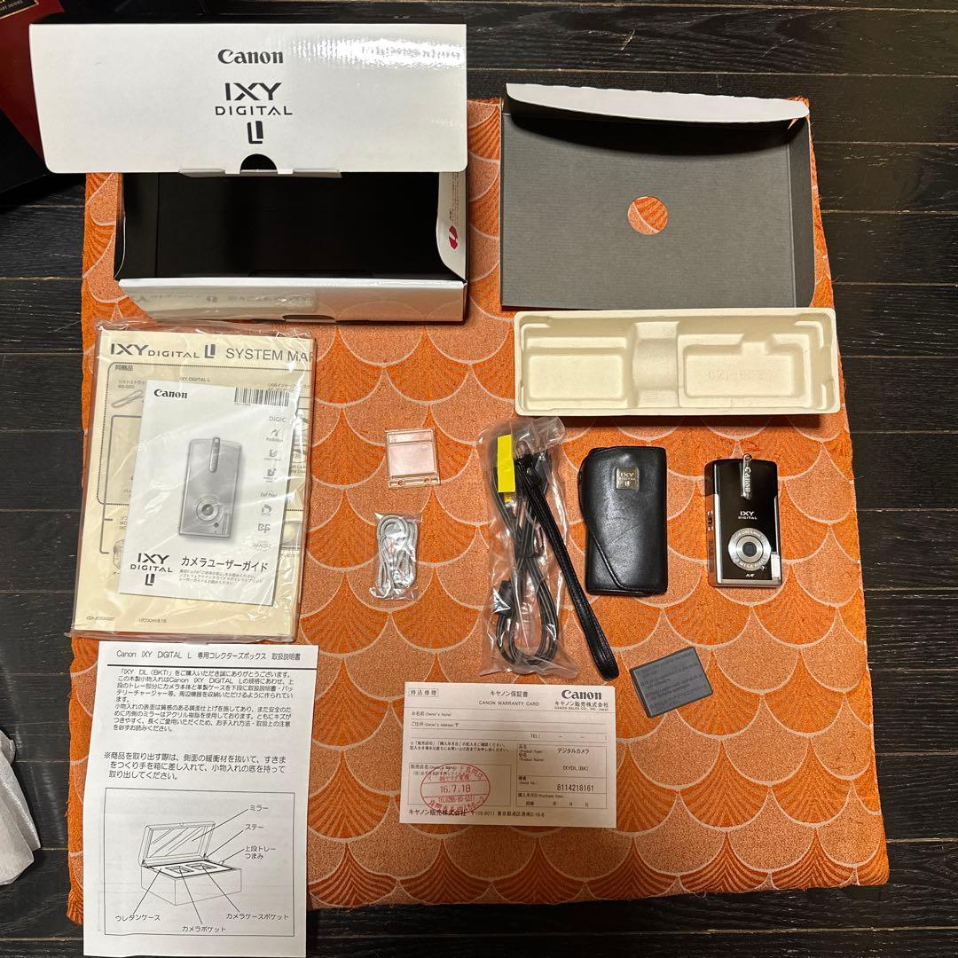 入手困難品　IXY digital 30周年　モデル　化粧ケース　当時品