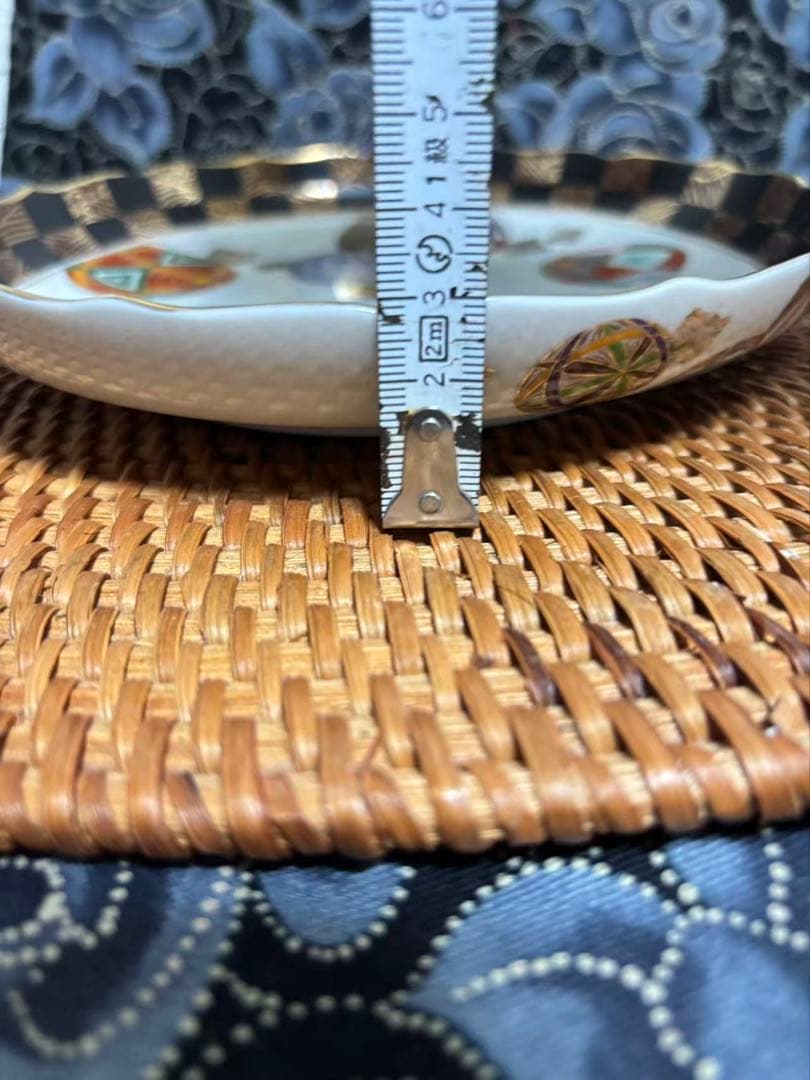 前畑陶器　庫山窯　色絵手まりの皿