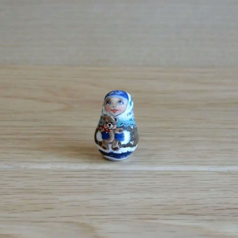 スヴェトラーナ・ニコラエヴァ　マトリョーシカ　～ 冬の友だち【5p】～　作家もの