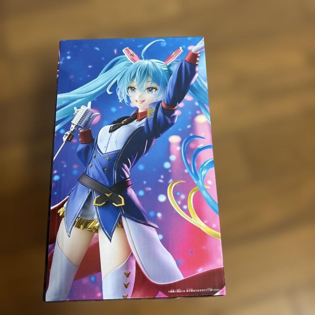 初音ミクフィギュア (チロルミク・雪ミク×クロミ・ヴィンテージドール・ガンダム）