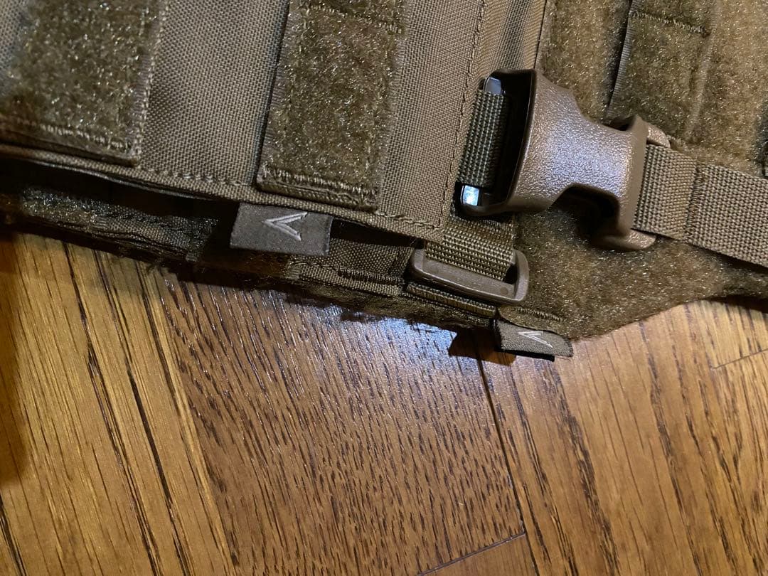 Velocity Systems SCARAB LE Sサイズ コヨーテブラウン
