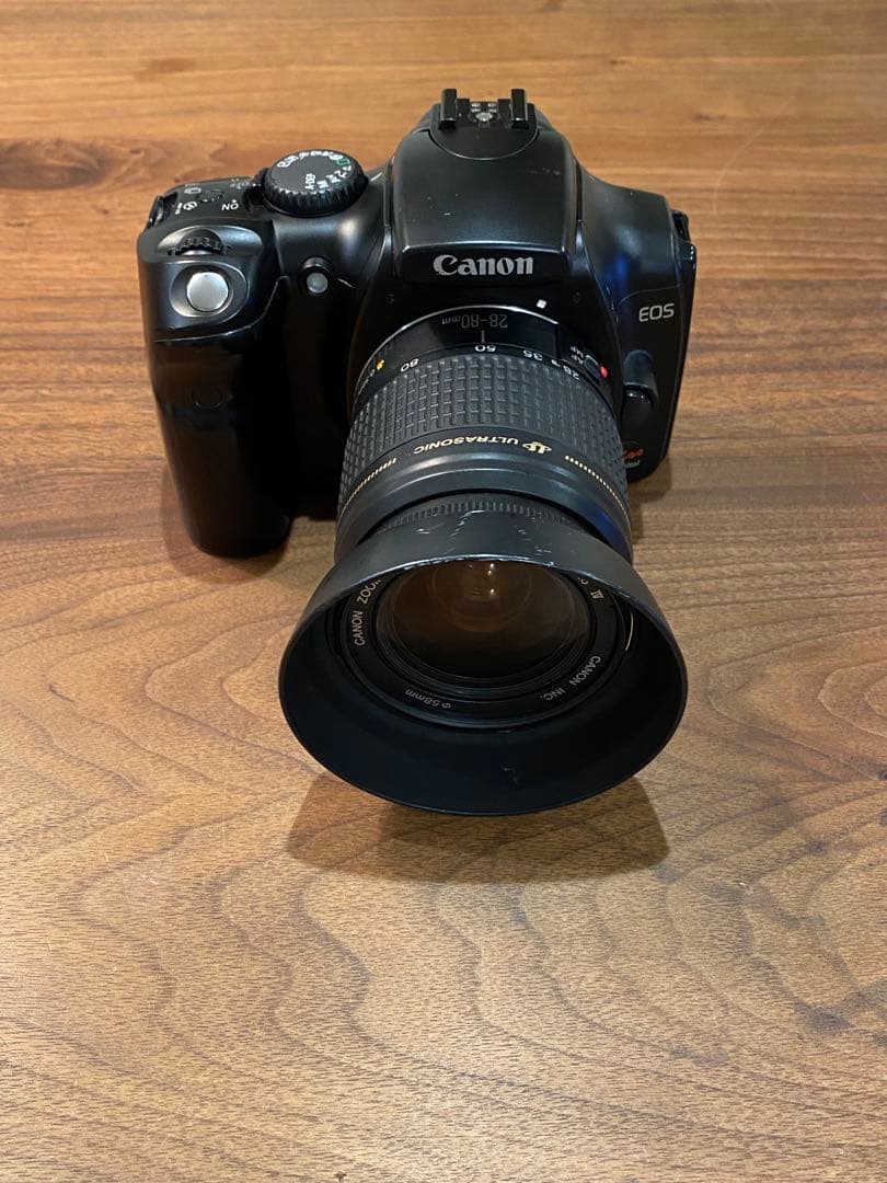 Canon EOS Kiss キスデジタル一眼　初代　黒　美品28-80オマケ付