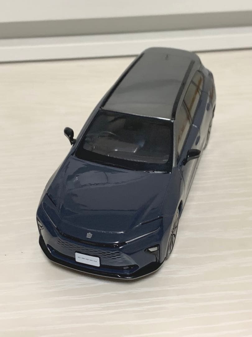 クラウンエステート PHEV カラーサンプル