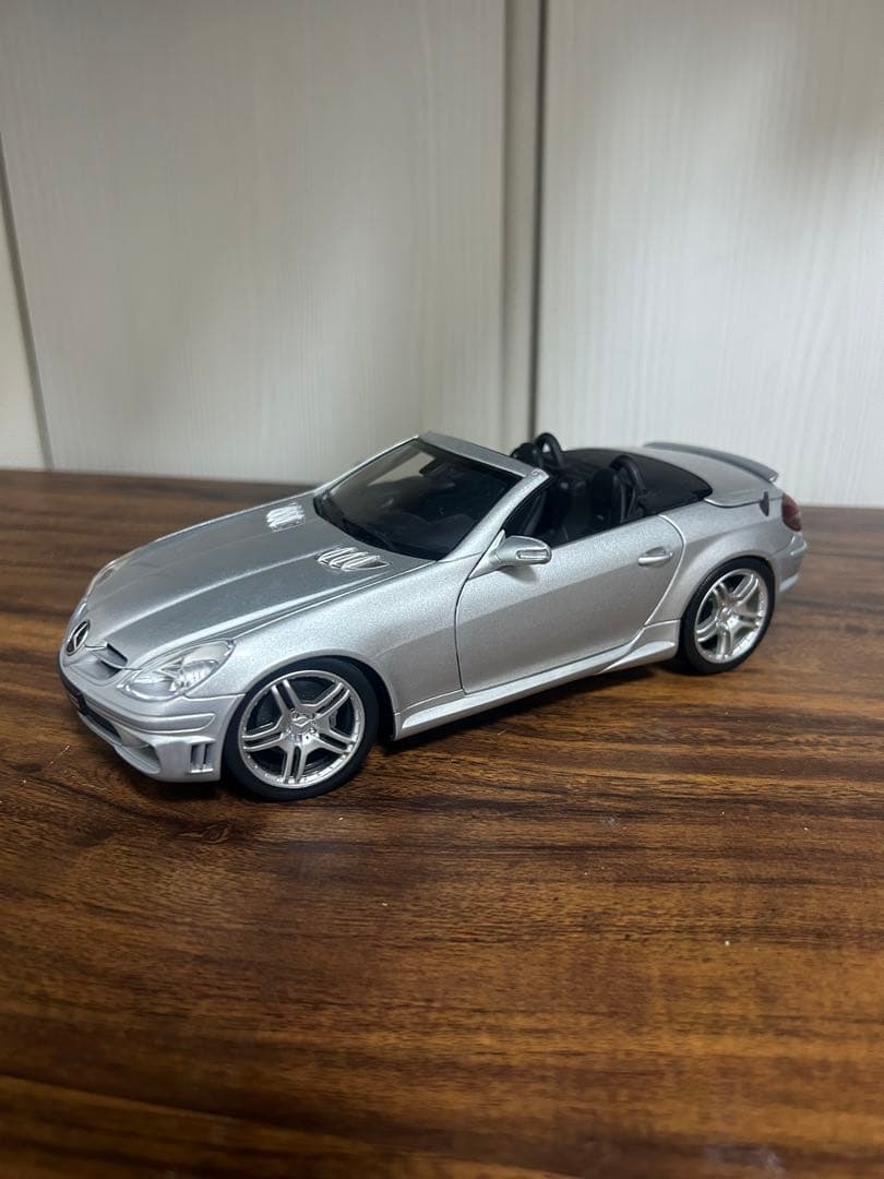 HOT WORKS メルセデスベンツ SLK 56 AMG 1/18