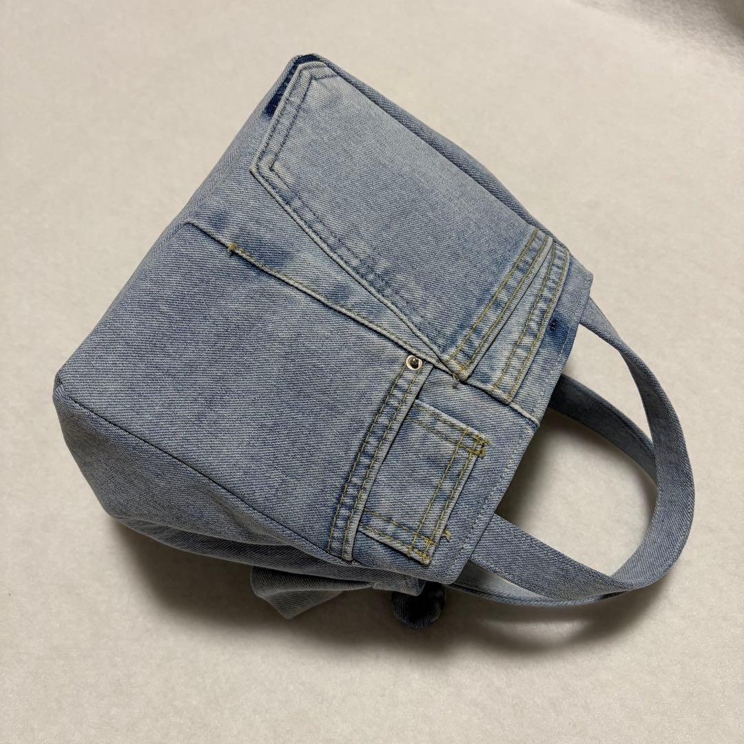 フリル　デニムリメイク　トートバッグ　ハンドメイドバッグ　　お出かけバッグ♡
