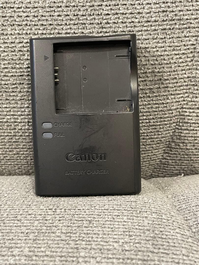 Canon コンパクトデジタルカメラ Power shot A4000 IS