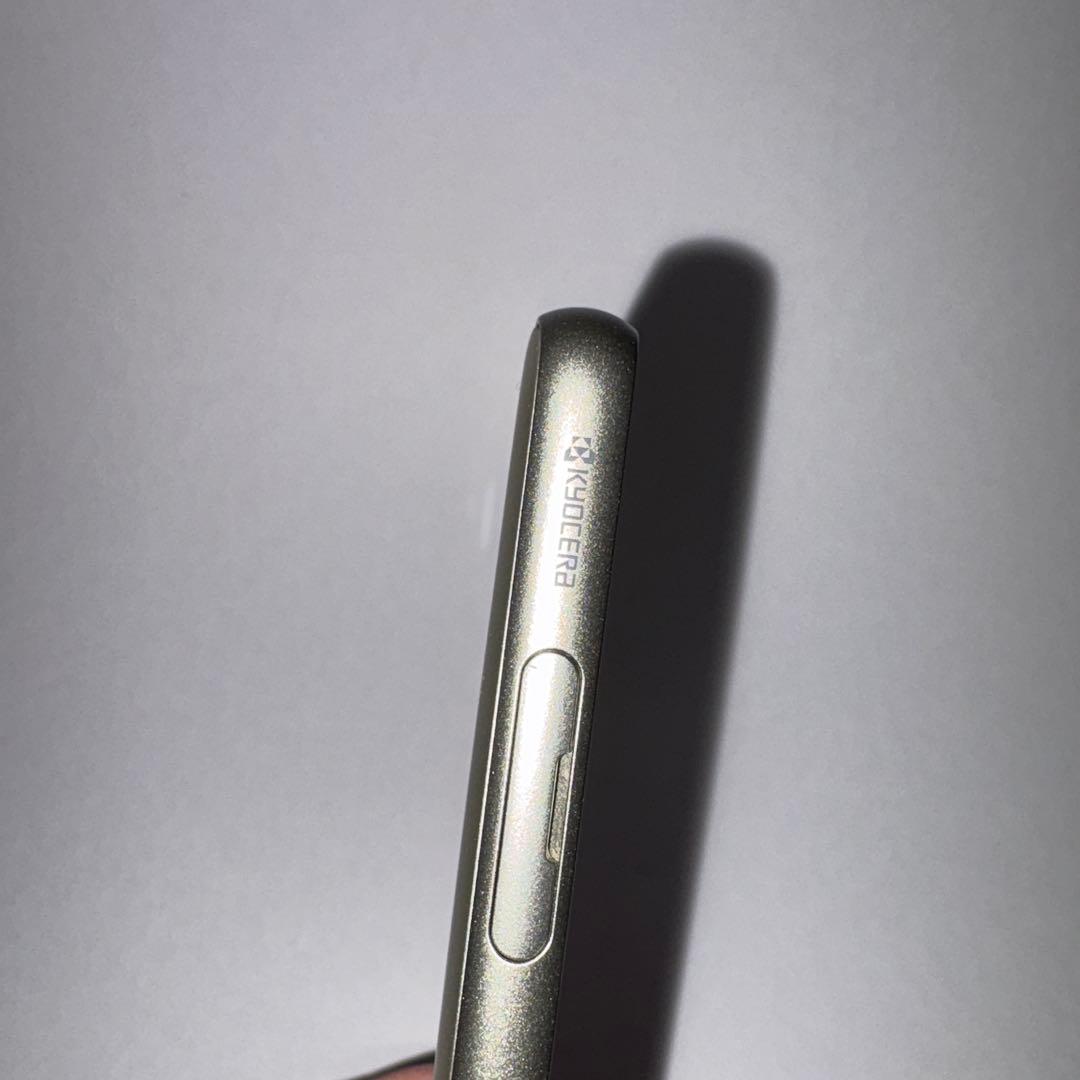 R*y様 Simフリー　京セラ　かんたんスマホ BASIO 4 KYV47 　カ