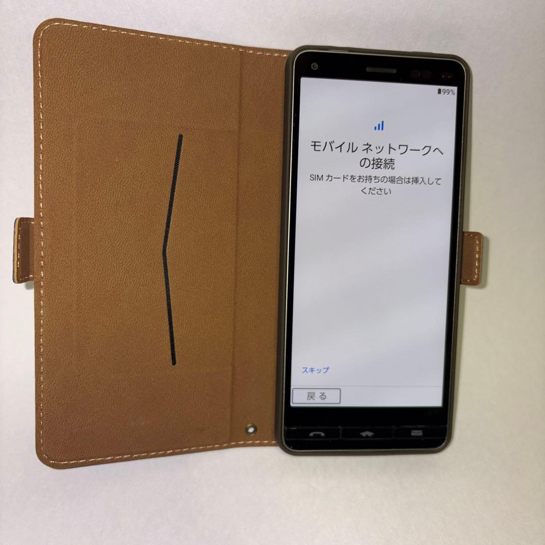 R*y様 Simフリー　京セラ　かんたんスマホ BASIO 4 KYV47 　カ