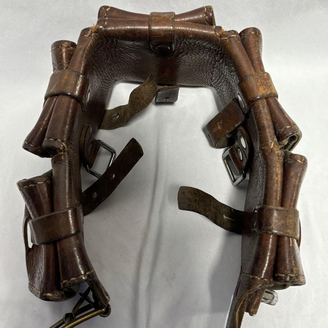 スウェーデン軍　40's 5ポケット レザーバンダリアポーチ 弾薬ベルト 実物