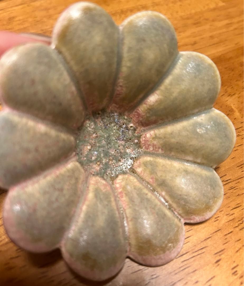 吉沢寛郎 丸皿 花の小皿