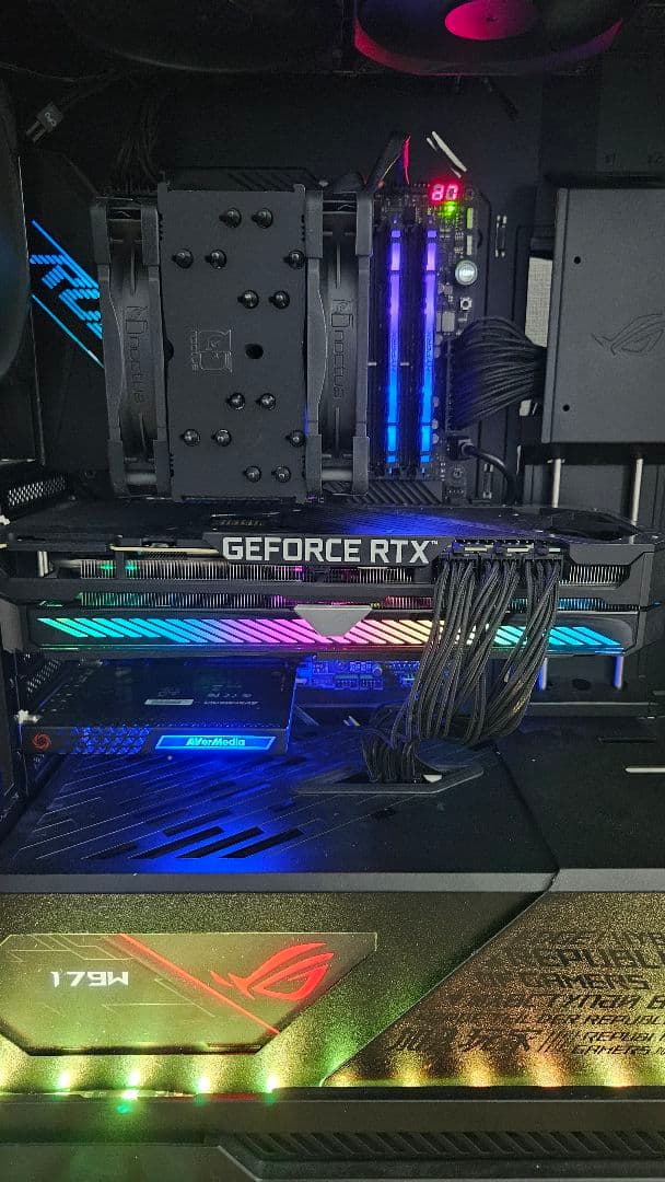 グラフィックボード・グラボ・ビデオカード ASUS ROG STRIX RTX3090 O24G GAMING