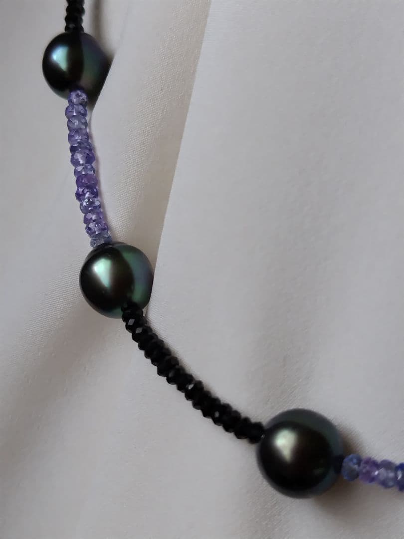黒蝶真珠、ブラックスピネル、タンザナイトのネックレス