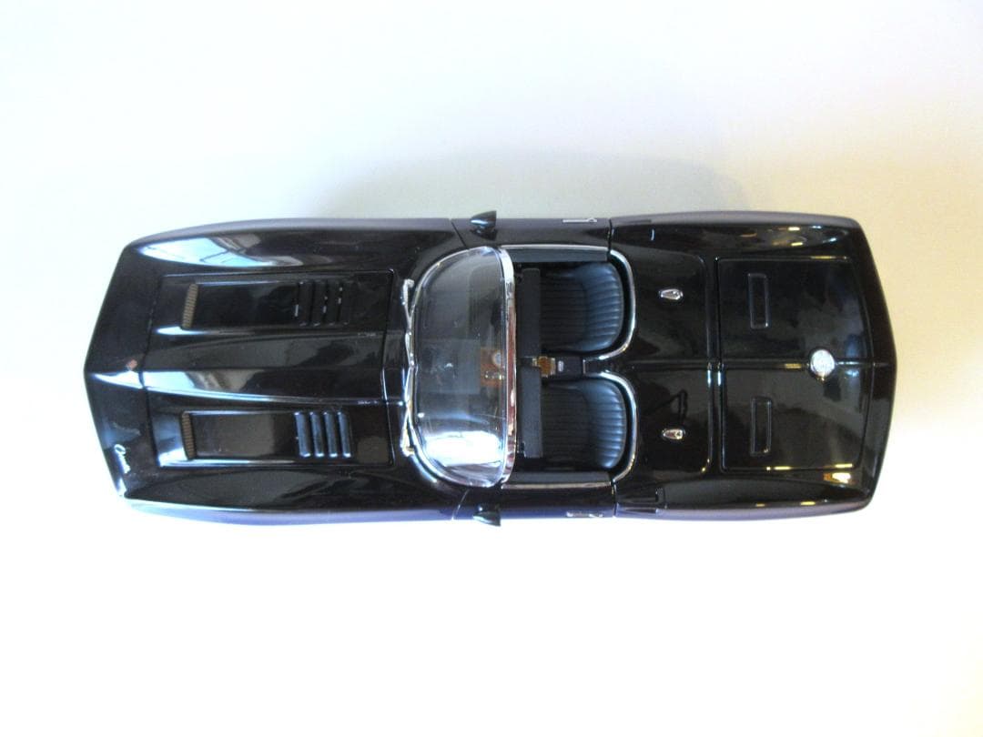 日淘市集さん専用 AUTOart (1/18) コルベット Mako Shark