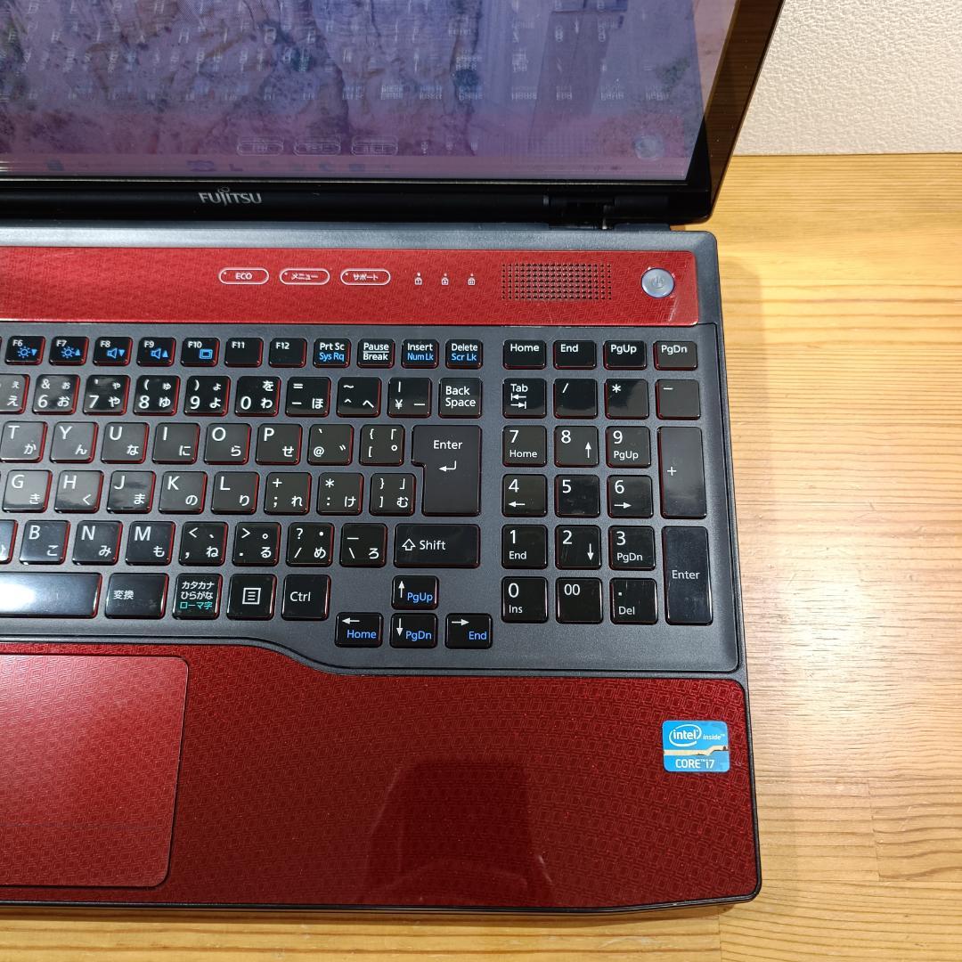 Corei7 SSD メモリ8GB Windows11 ノートPC 富士通 赤