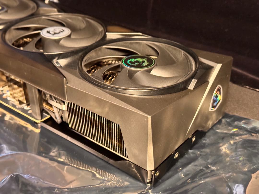 グラフィックボード・グラボ・ビデオカード MSI GeForce RTX5090 Gaming Trio OC