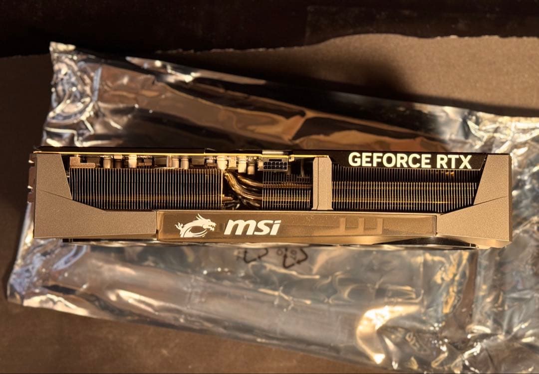 グラフィックボード・グラボ・ビデオカード MSI GeForce RTX5090 Gaming Trio OC