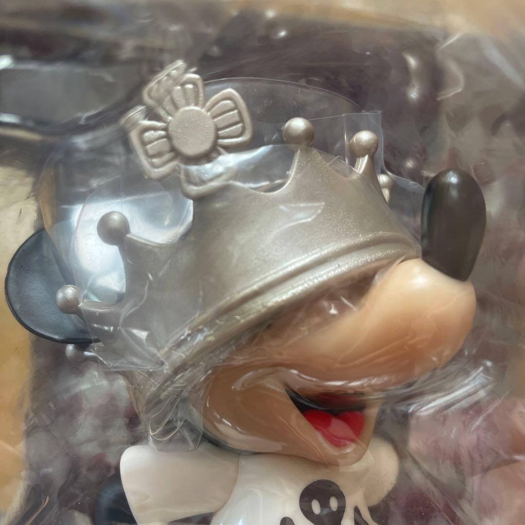 【新品　未開封】 ROEN CROWN MICKEY ミッキーマウス フィギュア
