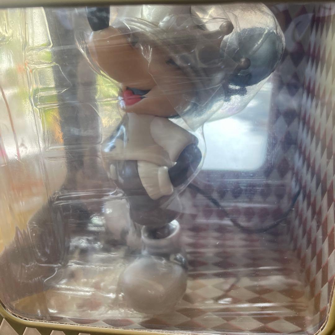 【新品　未開封】 ROEN CROWN MICKEY ミッキーマウス フィギュア