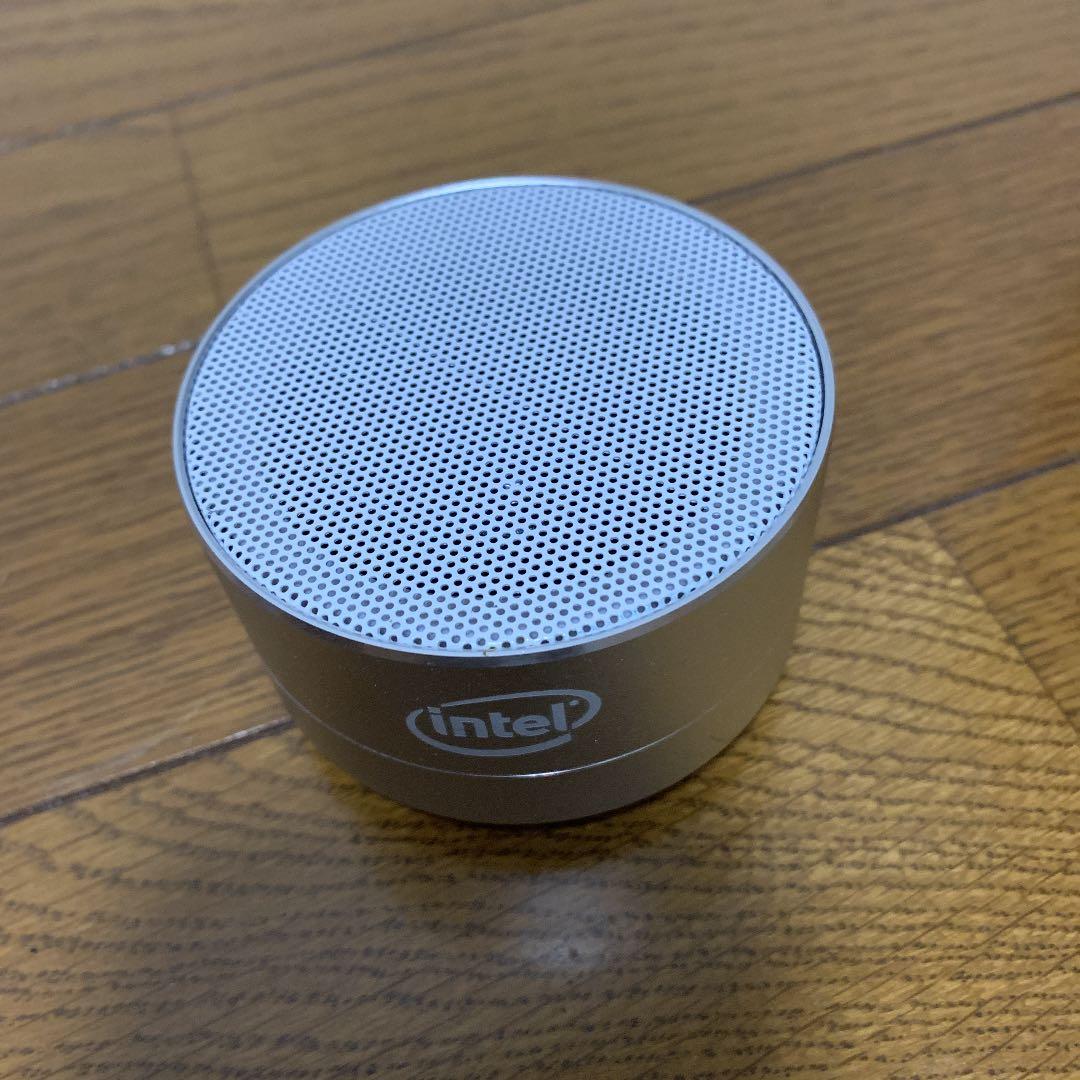 Intelロゴ入り Bluetoothスピーカー