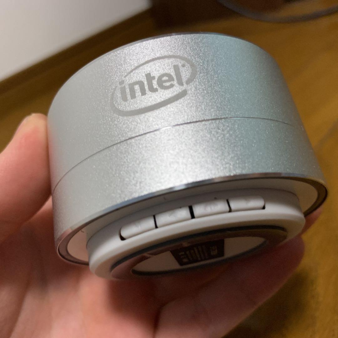 Intelロゴ入り Bluetoothスピーカー