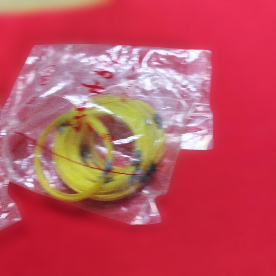 三味線バチ　鼈甲と 木製三味線バチ と小物