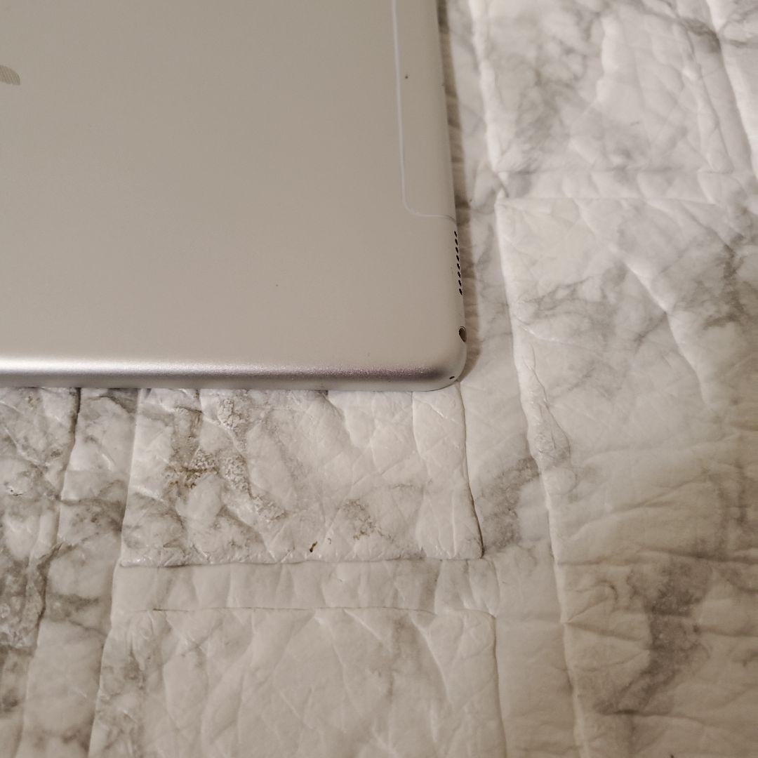 103 iPad Pro 10.5インチ 64GB SIMフリー シルバー