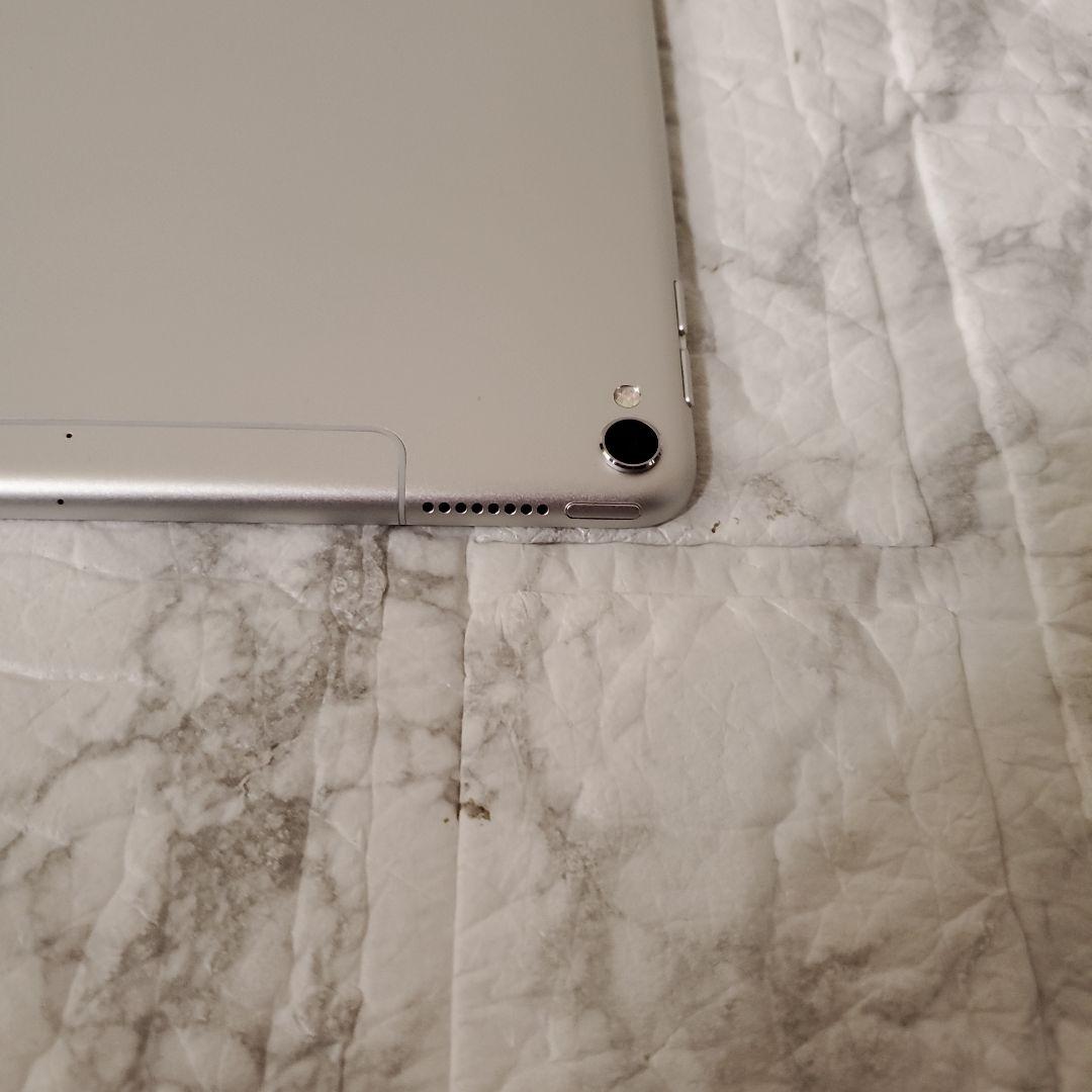 103 iPad Pro 10.5インチ 64GB SIMフリー シルバー