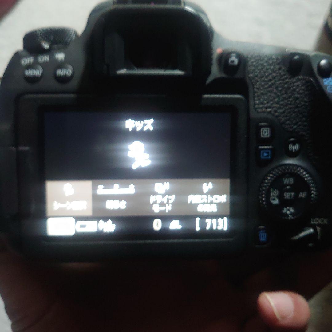 Canon EOS 9000D ダブルズームキット