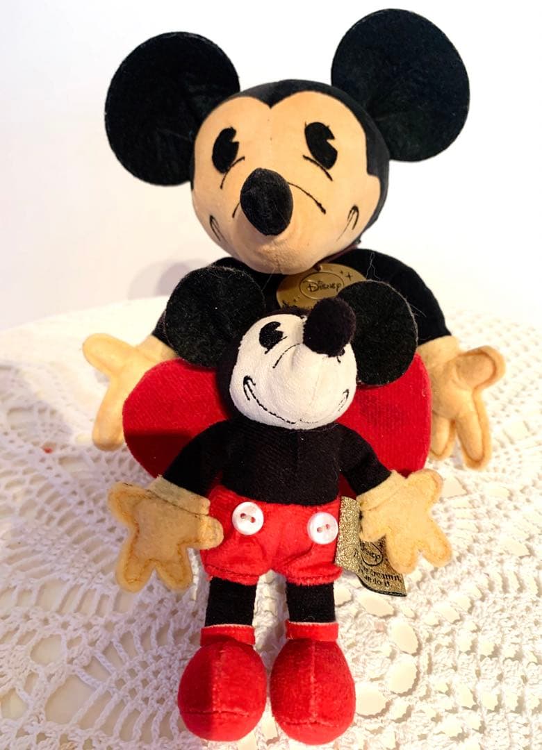 ウォルト・ディズニー生誕110周年記念 レトロミッキーストラップ＆ぬいぐるみ