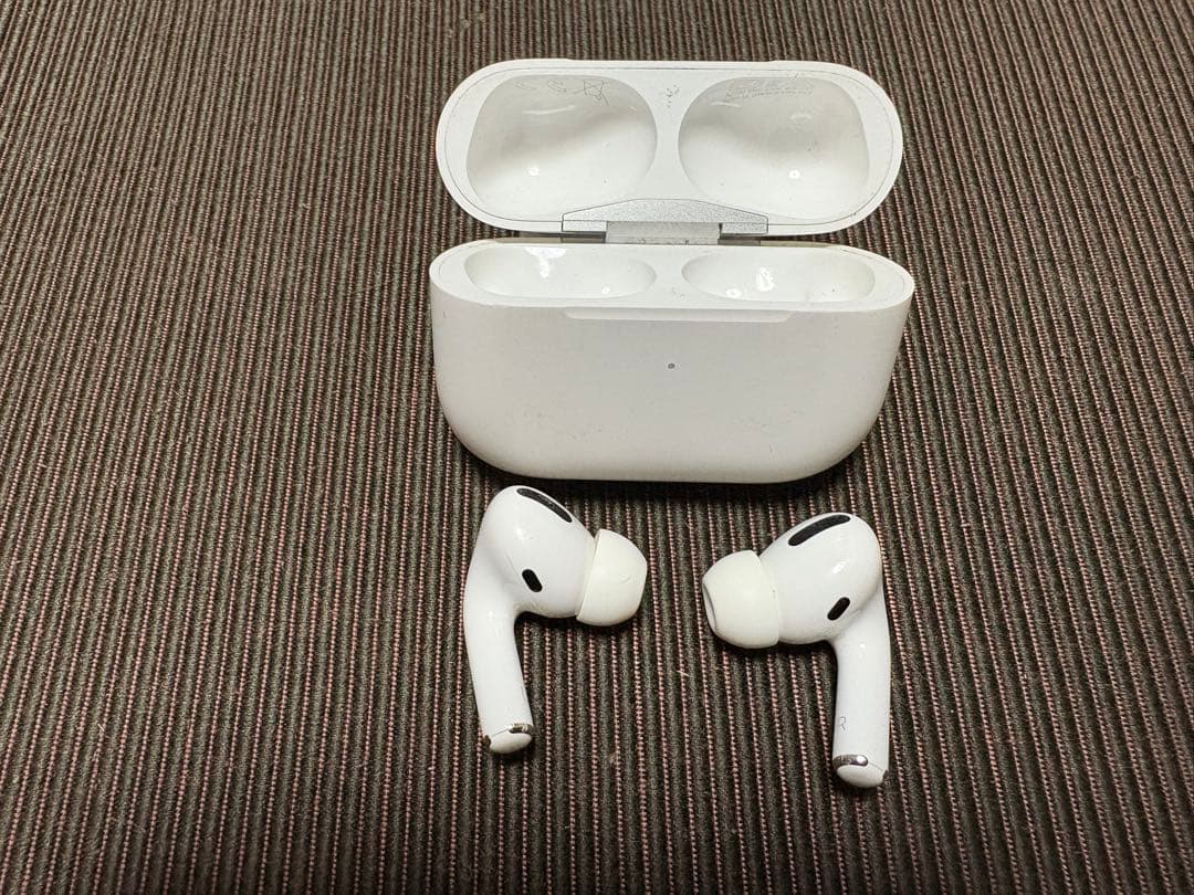 AirPods Pro 第1世代 正規品　動作確認済