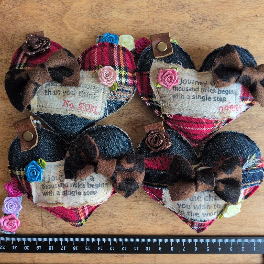 デニムリメイク♡ハート　チャーム　薔薇 　チェック　【 ４個セット】