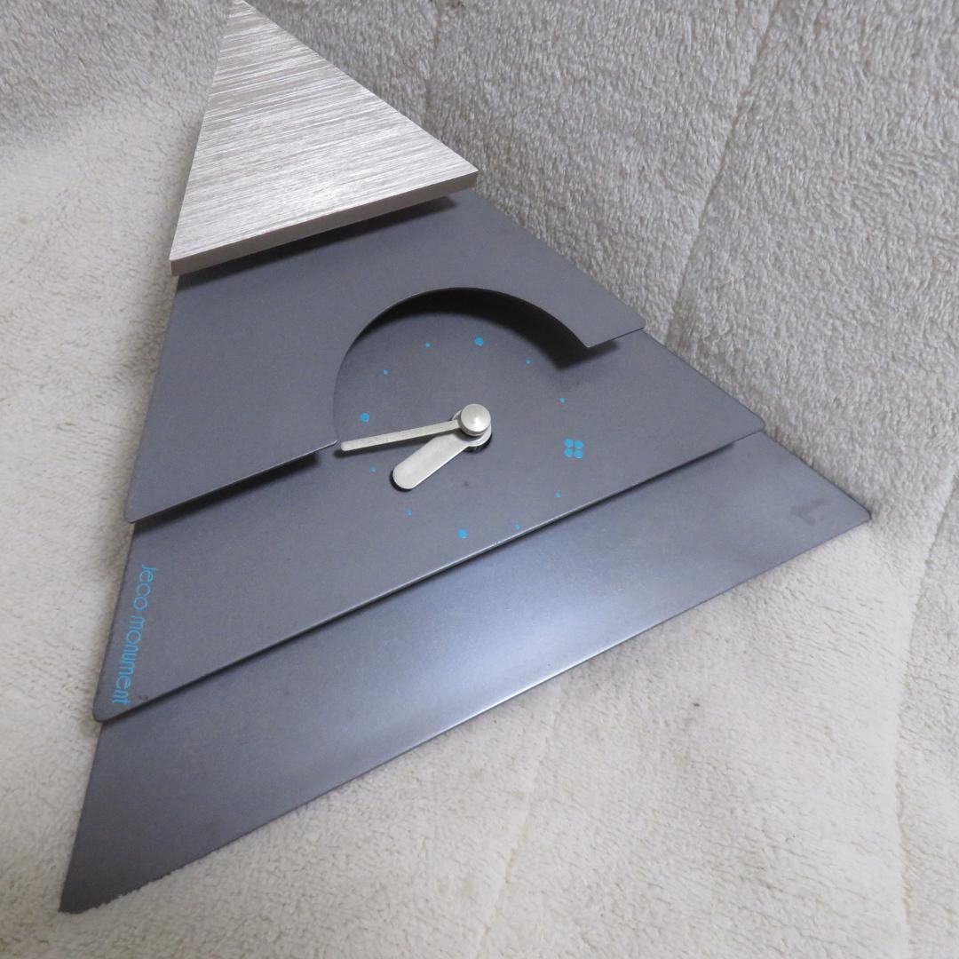 動作品　jeco monument 三角 置き　時計　おしゃれ　インテリア