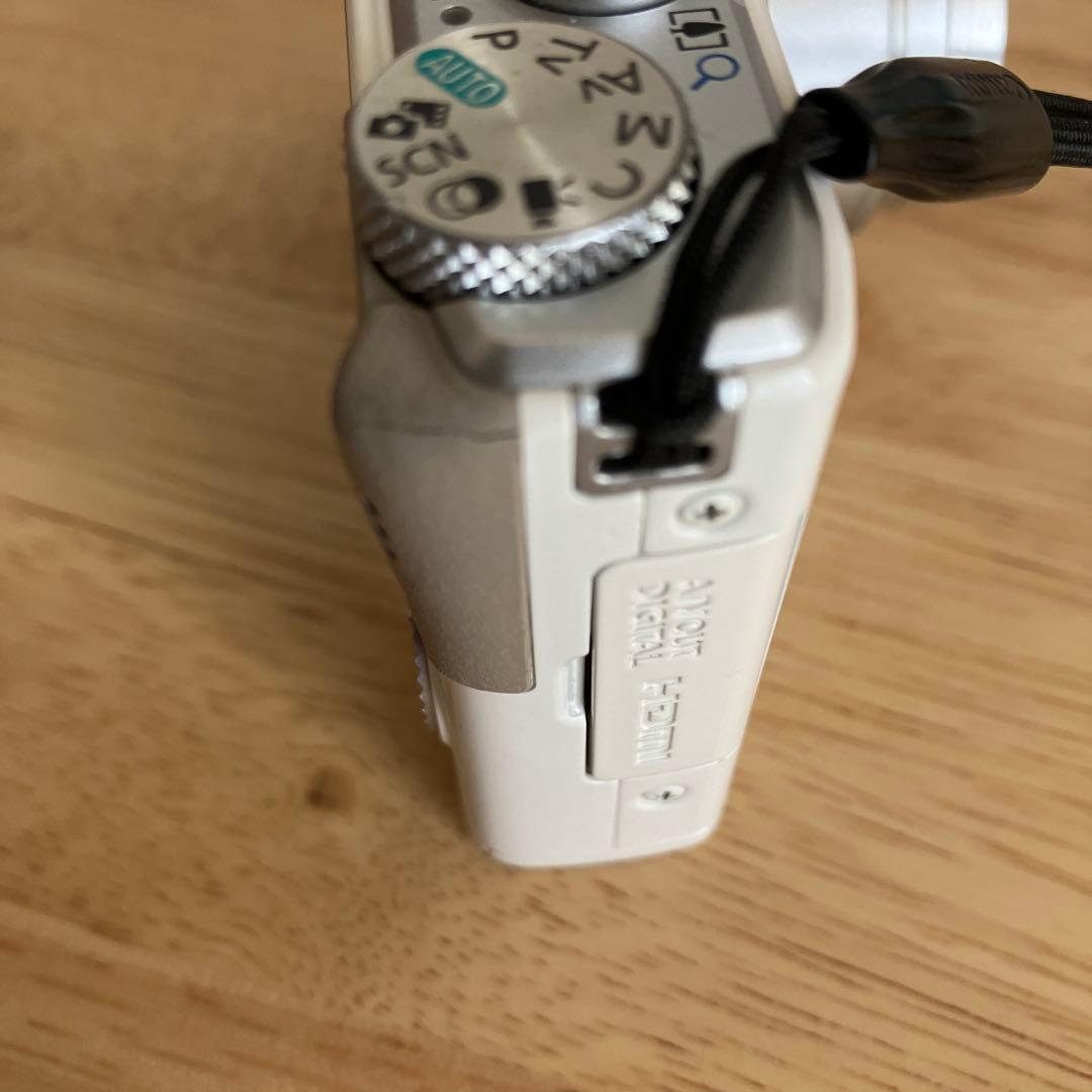 【ジャンク品】Canon PowerShot S110 ホワイト（充電器付き）