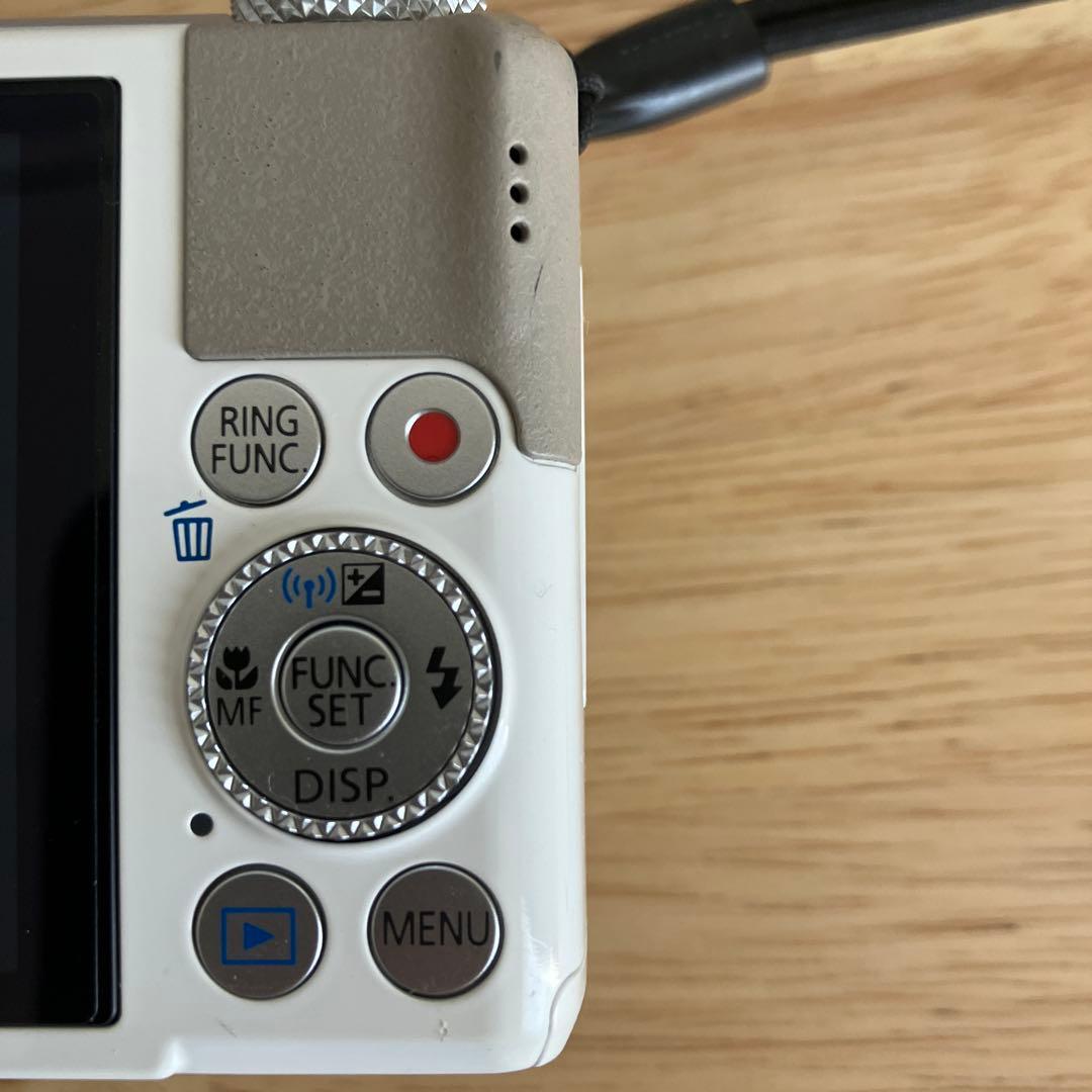 【ジャンク品】Canon PowerShot S110 ホワイト（充電器付き）