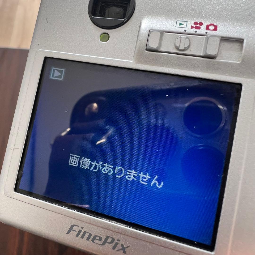 【動作品】FUJIFILM FINEPIX F440 デジカメ 充電スタンド付き
