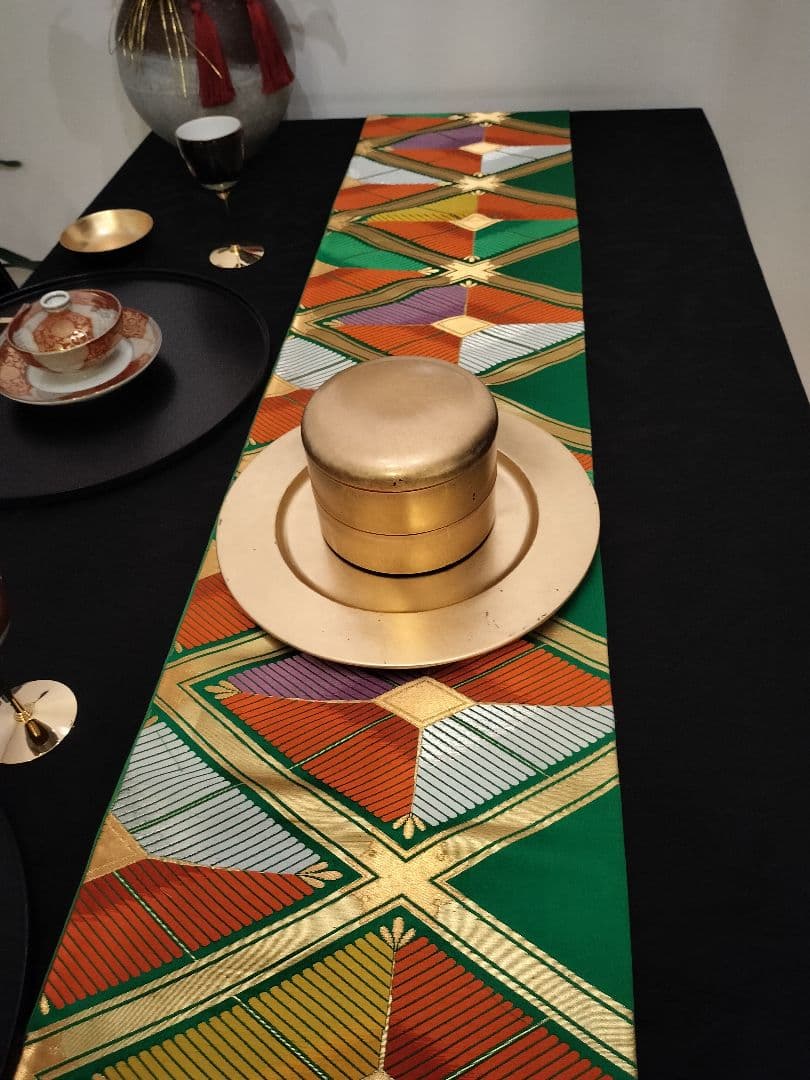 A917高級‼️ひな祭り‼️ひし形‼️テーブルランナー2m11cm